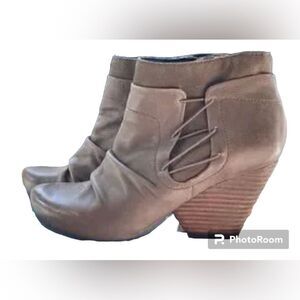 OTBT Rhinelander Leather Zip Up Booties - 7.5